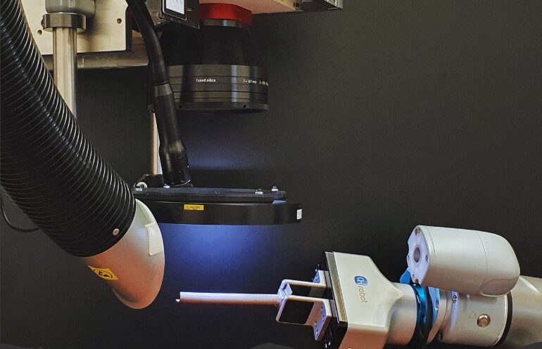 micro-usinage-laser-qualifier-la-solution-laser-ideale-pour-laeronautique-1